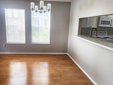 Move Right In! Experience breathtaking Hillsborough River views - photo 8