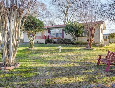 Lake Hamilton Home For Sale in Hot Springs Arkansas