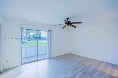 INVESTOR OPPORTUNITY! Tenant-occupied 1-bedroom, 1.5-bath condo - photo 17