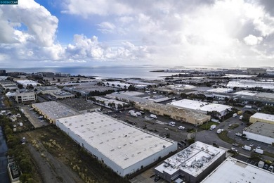 Price improvement! Prime location! This industrial warehouse - photo 26