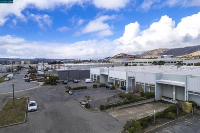 Price improvement! Prime location! This industrial warehouse - photo 29