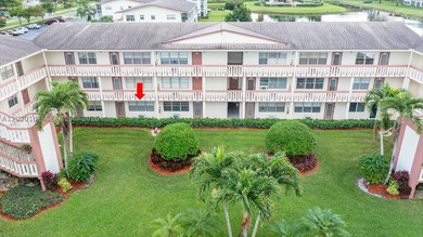 INVESTOR OPPORTUNITY! Tenant-occupied 1-bedroom, 1.5-bath condo - photo 44