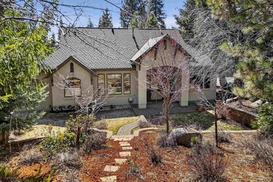 Welcome to this beautifully maintained 3-bedroom, 3-bathroom - photo 46