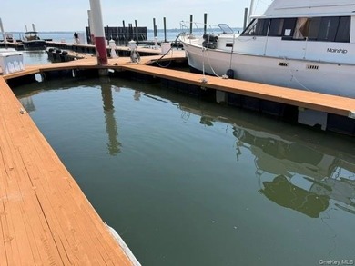 Attention all boaters! Rare opportunity to own a private boat - photo 8