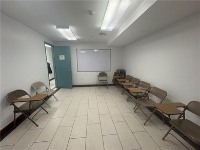 Prime Corner Commercial Building for Sale Exceptional - photo 4