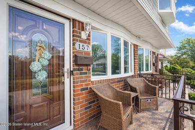 This meticulously maintained semi-attached home is ready to - photo 4