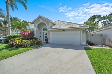 Welcome to this stunning 4-bedroom, 2-bathroom residence - photo 15