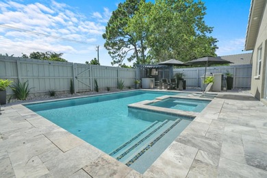 Welcome to this stunning 4-bedroom, 2-bathroom residence - photo 17