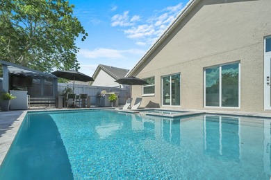 Welcome to this stunning 4-bedroom, 2-bathroom residence - photo 18