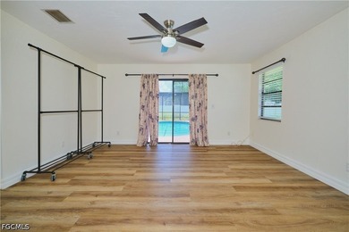 Welcome to this absolutely beautiful 4 bedroom, 3 1/2 bathroom - photo 19