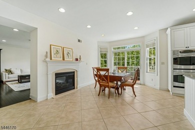 Rare Delano end-unit in sought-after Bel Air at West Orange - photo 19