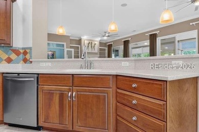Coveted Yellowstone, Del Webb Estate model located in Sun City - photo 21