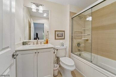 Rare Delano end-unit in sought-after Bel Air at West Orange - photo 27