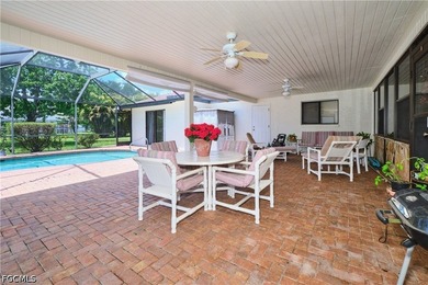 Welcome to this absolutely beautiful 4 bedroom, 3 1/2 bathroom - photo 31