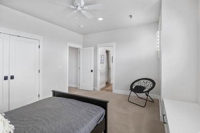 Nestled in the prestigious gated community of Cedar Hills, 9558 - photo 43