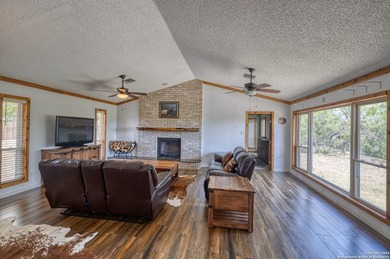 Looking to move to higher ground? Checkout this updated 4 bed 2 - photo 4