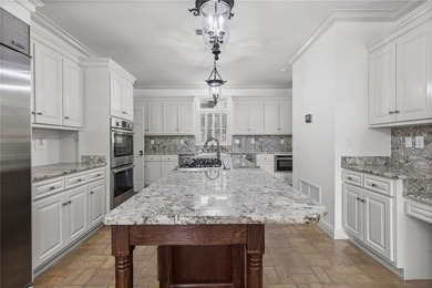 Private gated entrance, 4 sprawling acres, and 108 feet of lake - photo 7