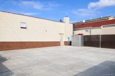 Prime mixed-use opportunity in the heart of Throggs Neck! - photo 11