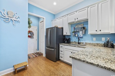 Beautiful townhome with GARAGE in the heart of Market Common - photo 14