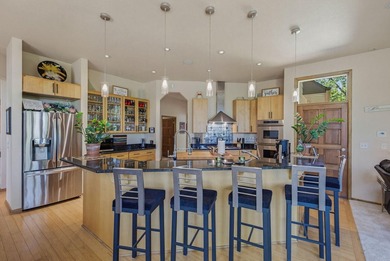 Discover refined living in this executive estate set on over 2 - photo 17