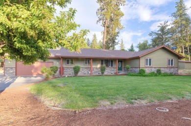 Lake Home Sale Pending in Grants Pass, Oregon