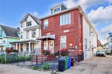 Welcome to this Beautifully Maintained, Fully Detached Solid - photo 3