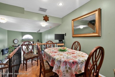 DONT MISS OUT ON THIS MOVE RIGHT IN 2 B/R TOWNHOME, KIT & D/R - photo 6
