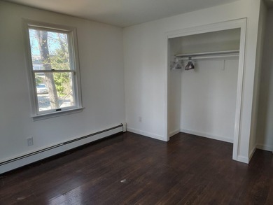 This three bedroom, two full baths home located in a cul de sac - photo 10