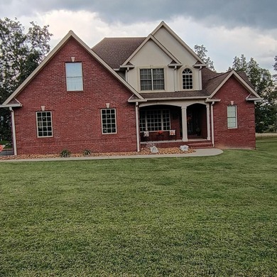 Lake Cumberland Home For Sale in Monticello Kentucky