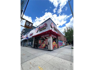 Exceptional Opportunity: Profitable Turnkey Corner Fast Food - photo 3