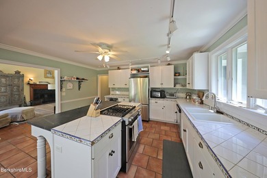 Stockbridge Contemporary surrounded by 5+ acres of privacy and - photo 13