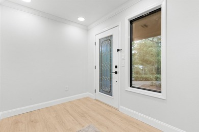 Welcome to 405 Nottingham Court, a hidden gem in the serene - photo 4