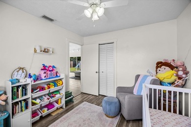 NO HOA! Move right into this beautifully updated 3-bedroom - photo 22