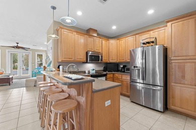 Move in ready, fully furnished-beach across the street. Perfect - photo 24