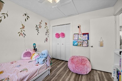 NO HOA! Move right into this beautifully updated 3-bedroom - photo 25