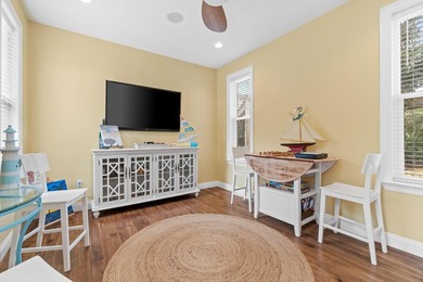 Move in ready, fully furnished-beach across the street. Perfect - photo 33
