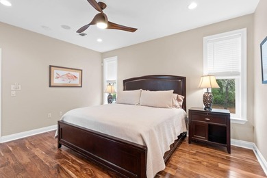 Move in ready, fully furnished-beach across the street. Perfect - photo 34