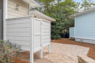 Move in ready, fully furnished-beach across the street. Perfect - photo 57