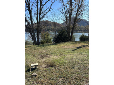Lake Commercial For Sale in Mooresburg, Tennessee