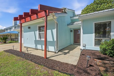 Well-maintained ranch-style home located in the heart of Destin - photo 4