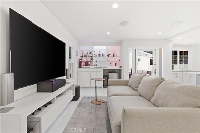 Some homes get there all at once. This one got there the right - photo 8
