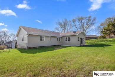 This fully renovated home showcases true craftsmanship and - photo 38