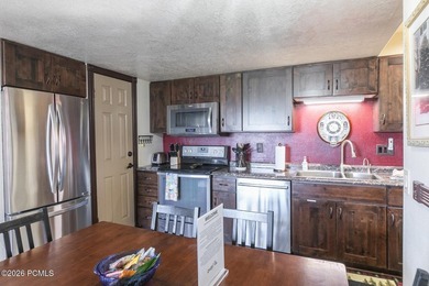 One of the best opportunities in Park City! Walk-to-lift condo - photo 5