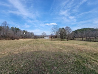 Approx 4.84 acres in prime location on the US 64 Bypass in - photo 4