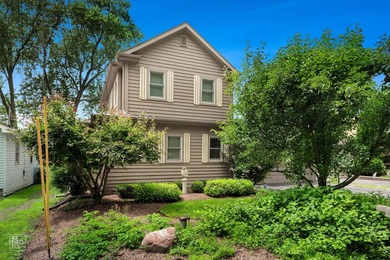 Life is Better on the Fox River! Welcome to this beautifully - photo 4