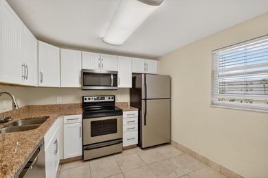 Best Value in Village Royale on the Green - Renovated, Move In - photo 7