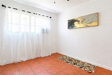 Welcome to this beautifully updated 2-bedroom, 1-bath - photo 12