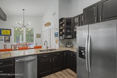 Experience the relaxed Mississippi Gulf Coast lifestyle with - photo 15