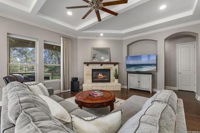 Welcome to refined living in the highly desirable Amorosa at - photo 5