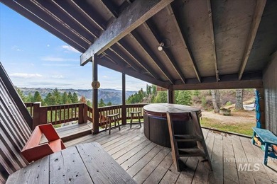 Set against the breathtaking Boise Mountains, this private view - photo 40